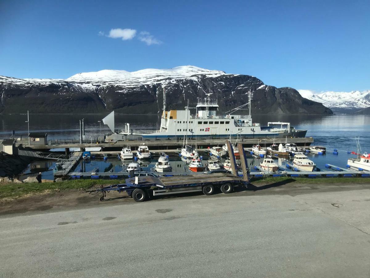 Anton Antonsens Veg 18 Leilighet Nr2 Olderdalen Exterior foto